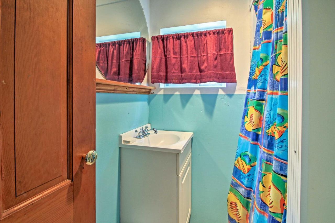 Lakefront Rumney Retreat With Shared Dock And Beach! מראה חיצוני תמונה